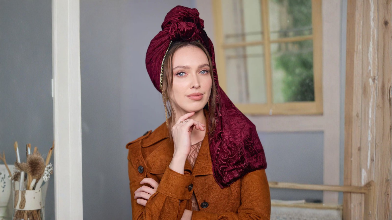 איך לבחור כיסוי ראש מיוחד שמתאים למבנה הפנים ולסגנון הלבוש?