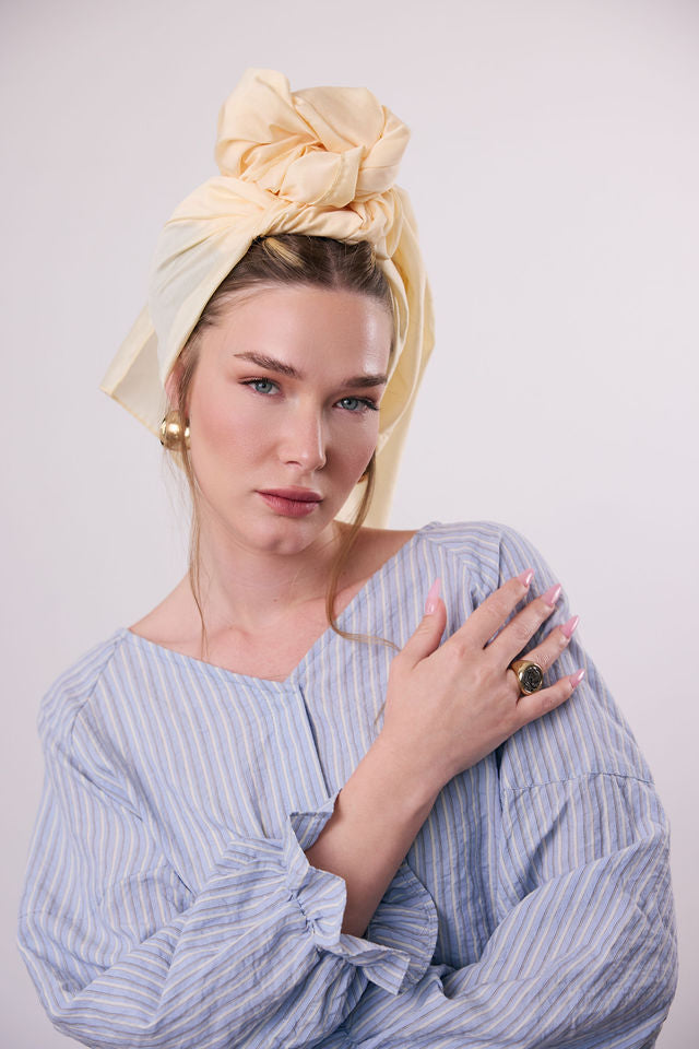 צעיף קיילי צהוב חמאה