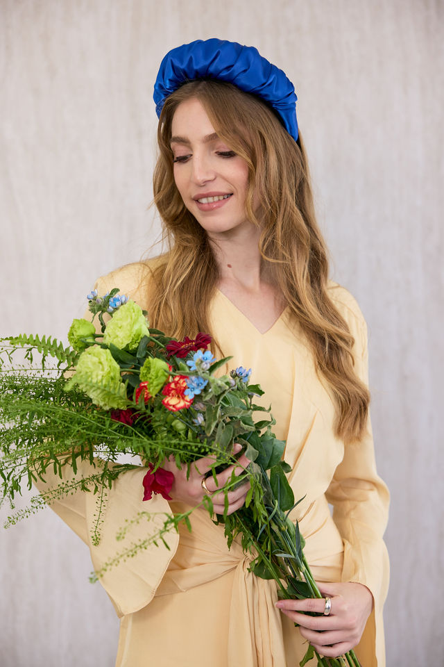 קשת ארמני כחול רויאל